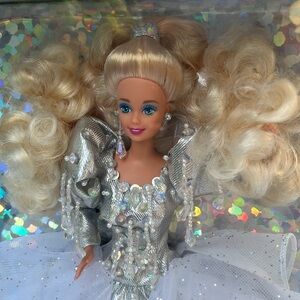 Collectable 1992 Holiday Barbie